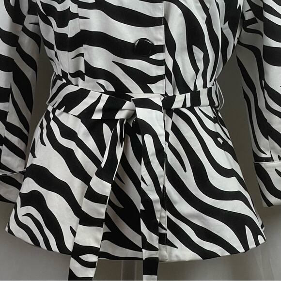 Sandro Black & White Animal Print Belted Short Trench Jacket NWOT Size M - Picture 4 of 12